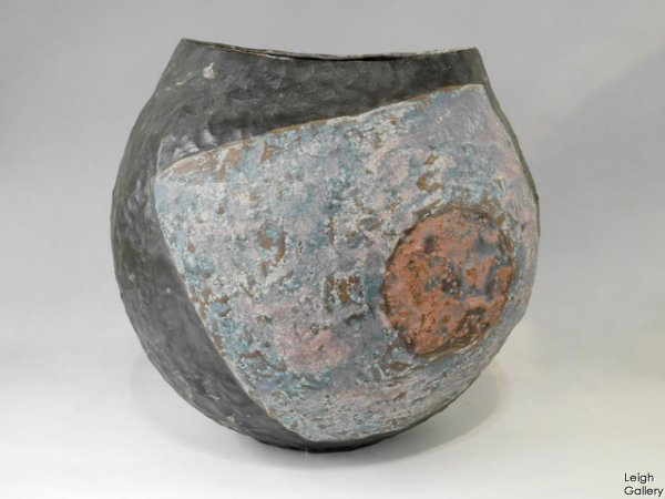 Julian King-Salter - Round Vase 